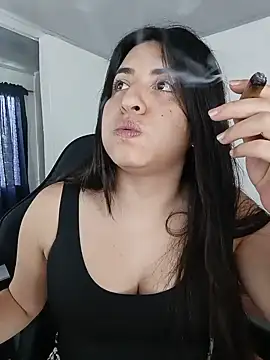 Snapshot of moritalatina chatting on August 2, 4:27 pm moritalatina online show from August 2, 4:27 pm