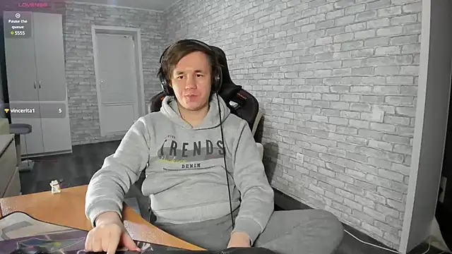 iliaskrislove online show from February 22, 11:24 pm