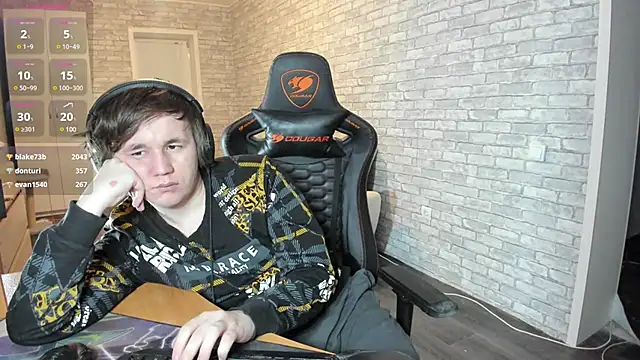 iliaskrislove online show from March 5, 6:34 pm
