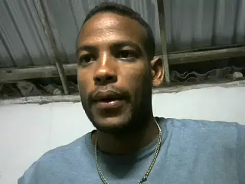 Snapshot of michel_sc chatting on October 1, 5:24 am michel sc online show from October 1, 5:24 am