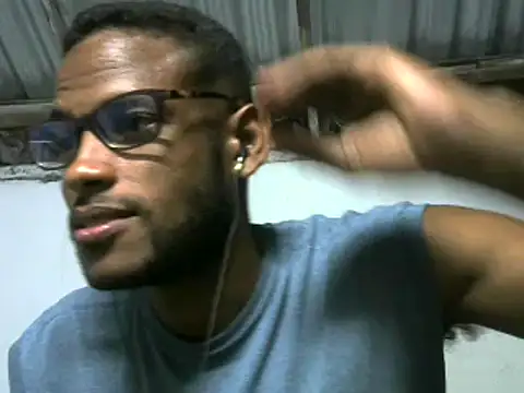 Snapshot of michel_sc chatting on October 22, 5:41 am michel sc online show from October 22, 5:41 am