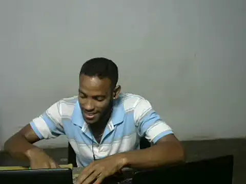 Snapshot of michel_sc chatting on October 25, 9:28 am michel sc online show from October 25, 9:28 am