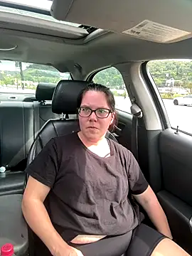 Snapshot of FreakNastyLacie chatting on September 29, 6:13 pm FreakNastyLacie online show from September 29, 6:13 pm