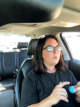 Snapshot of FreakNastyLacie chatting on October 2, 5:31 pm FreakNastyLacie online show from October 2, 5:31 pm