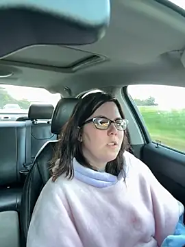 Snapshot of FreakNastyLacie chatting on October 28, 9:50 pm FreakNastyLacie online show from October 28, 9:50 pm