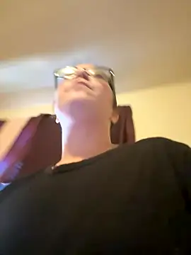 Snapshot of FreakNastyLacie chatting on November 13, 6:51 pm FreakNastyLacie online show from November 13, 6:51 pm