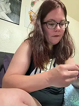 Snapshot of FreakNastyLacie chatting on June 24, 8:52 pm FreakNastyLacie online show from June 24, 8:52 pm
