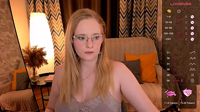 Aemilia  online show from October 6, 8:23 am