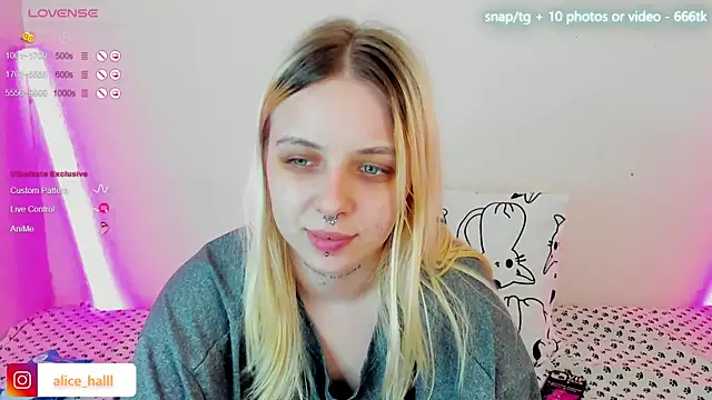 Alice Halle online show from February 2, 4:32 pm