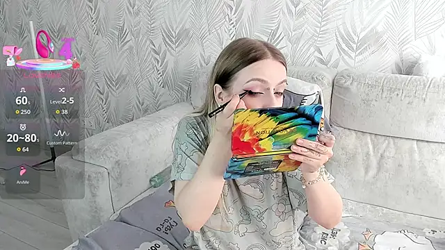 Snapshot of Alice_Halle chatting on March 21, 8:19 am Alice Halle online show from March 21, 8:19 am