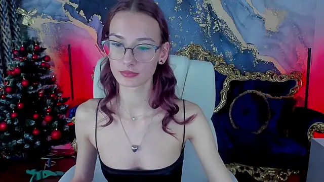 CozyMell online show from January 4, 2:14 pm