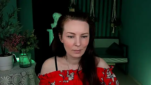 VandaRossi online show from September 23, 6:49 am