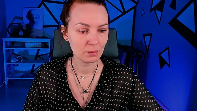 Snapshot of VandaRossi chatting on December 20, 8:10 am VandaRossi online show from December 20, 8:10 am