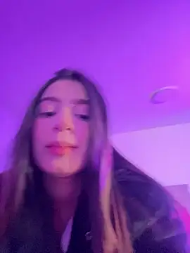 Snapshot of samantha_evans2 chatting on September 26, 12:58 am samantha evans2 online show from September 26, 12:58 am