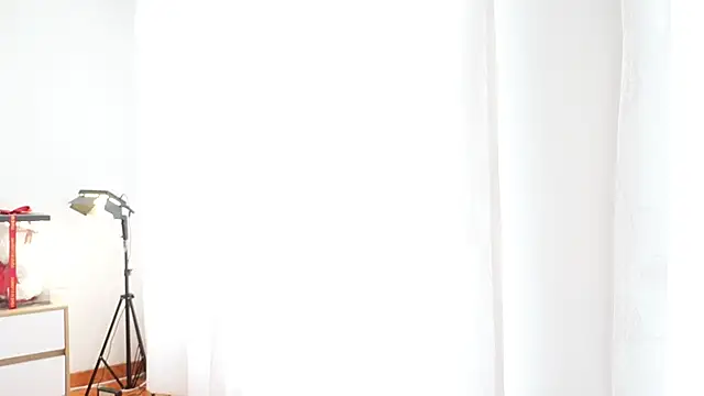 Snapshot of samantha_evans2 chatting on June 3, 10:26 pm samantha evans2 online show from June 3, 10:26 pm