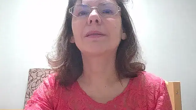 Snapshot of HollyJewel chatting on January 8, 5:37 pm HollyJewel online show from January 8, 5:37 pm