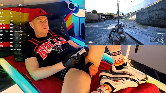 Snapshot of Fuc71 chatting on February 21, 3:02 pm Fuc71 online show from February 21, 3:02 pm