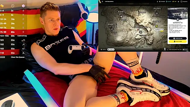 Snapshot of Fuc71 chatting on February 26, 1:32 pm Fuc71 online show from February 26, 1:32 pm