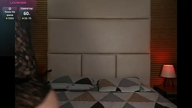 AliceBellamy online show from March 24, 2:27 am