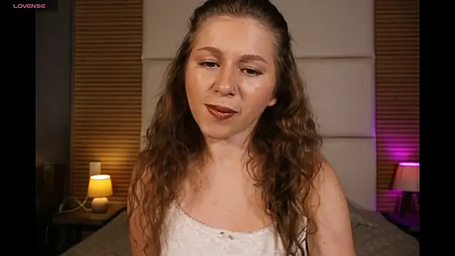 AliceBellamy online show from July 8, 10:36 pm