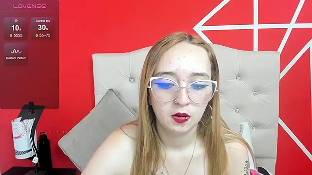 Liaroberts1 online show from December 30, 6:16 pm