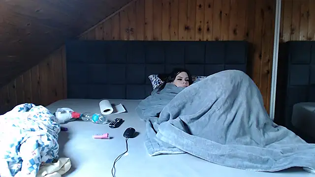 BoeseMoni1998 online show from February 7, 1:22 pm