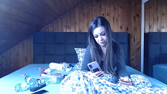 BoeseMoni1998 online show from March 11, 8:30 am