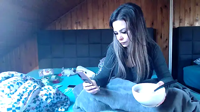 BoeseMoni1998 online show from March 13, 7:53 am