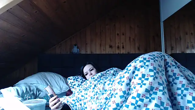 BoeseMoni1998 online show from October 20, 10:05 am