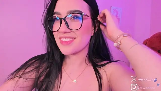 angeel fox online show from January 8, 2:47 am