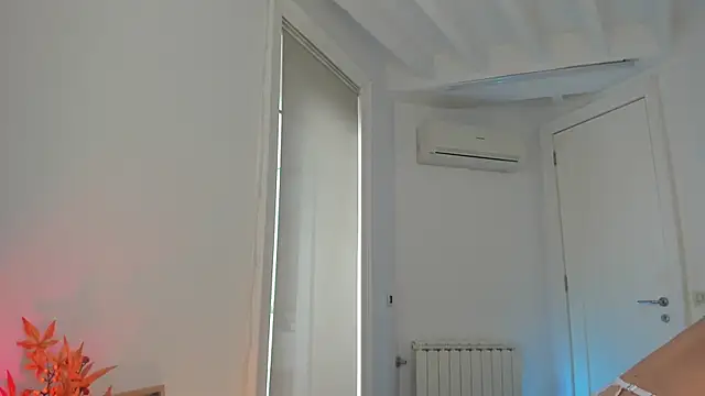 GoodGirll2133 online show from September 30, 9:25 am