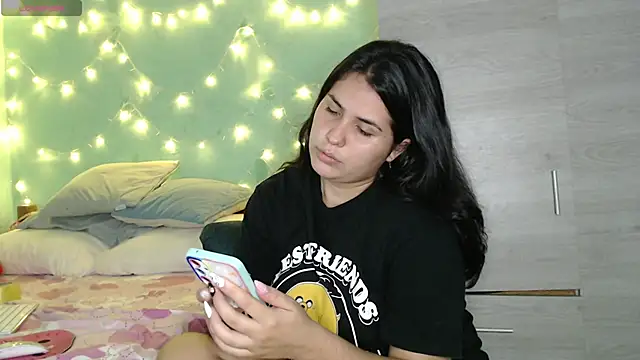 zaritagape21 online show from January 10, 2:04 am