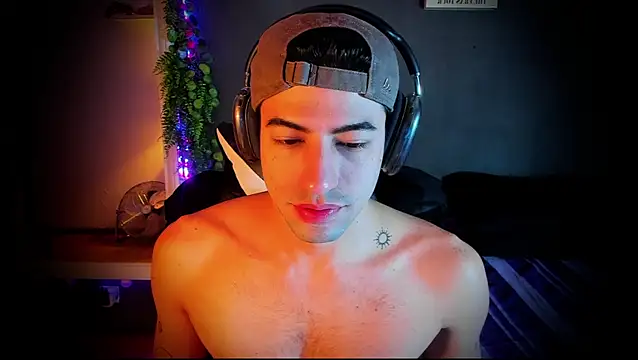 Snapshot of newjeff chatting on October 2, 9:11 pm newjeff online show from October 2, 9:11 pm