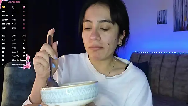 ZaraDames  online show from October 1, 2:17 am