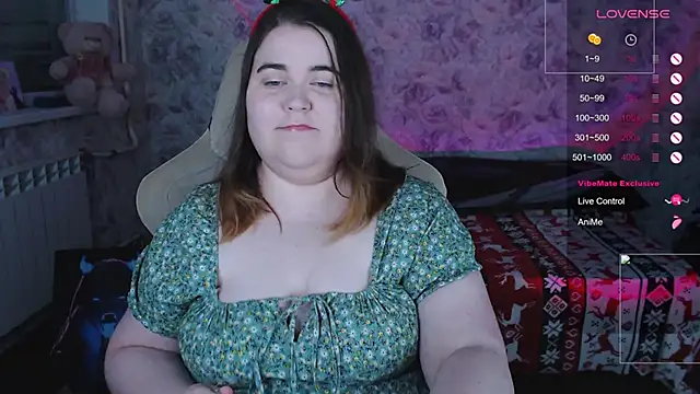 Estelle Hicks online show from January 5, 6:44 pm