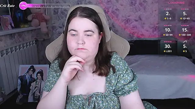 Estelle Hicks online show from July 29, 7:34 pm