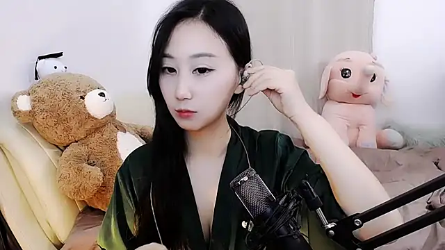 Alcohol 1 online show from December 30, 1:25 pm