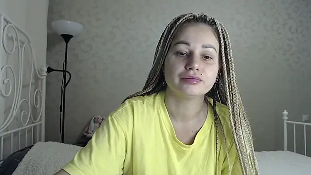 ShyEvaa online show from October 31, 2:29 pm