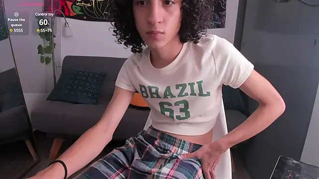 Danni boy online show from December 19, 5:08 pm