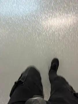 Snapshot of 0maxx00 chatting on December 19, 2:13 pm 0maxx00 online show from December 19, 2:13 pm