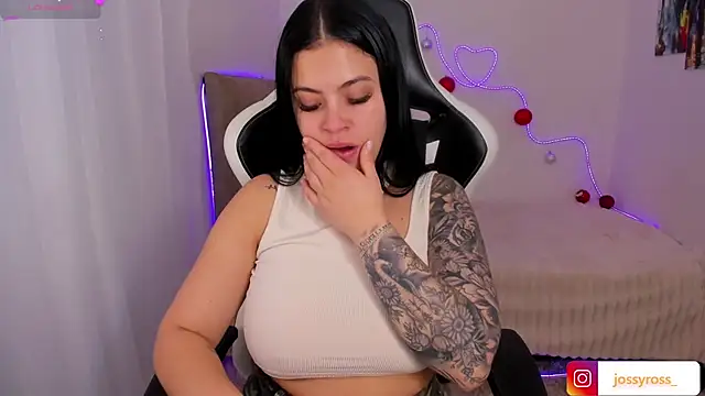 Victoryyy  online show from November 24, 6:18 pm