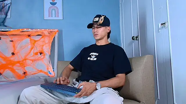 Snapshot of Jhonn_Rhyss chatting on October 5, 7:34 pm Jhonn Rhyss online show from October 5, 7:34 pm