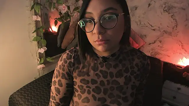 Bella desi  online show from March 19, 1:04 pm