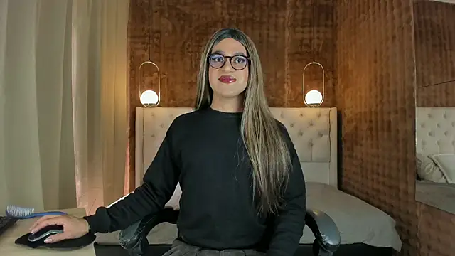 Snapshot of vitta_alfayed chatting on January 14, 1:28 pm vitta alfayed online show from January 14, 1:28 pm