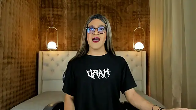 Snapshot of vitta_alfayed chatting on January 25, 1:19 pm vitta alfayed online show from January 25, 1:19 pm