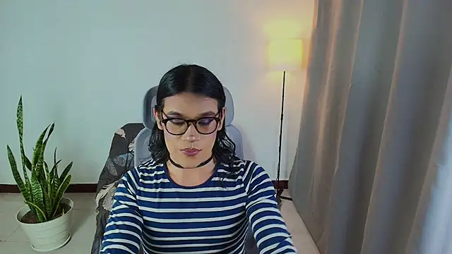 vitta alfayed online show from October 28, 11:18 pm