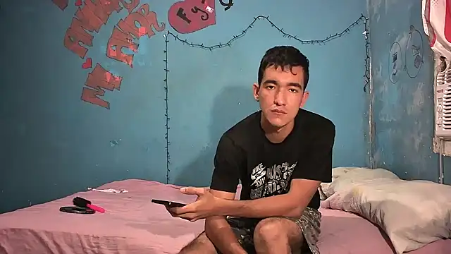 Sweetiefoxxx online show from December 28, 6:08 pm