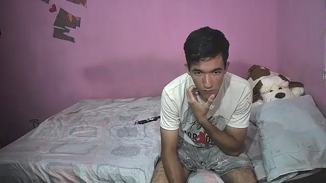 Sweetiefoxxx online show from June 12, 7:24 pm