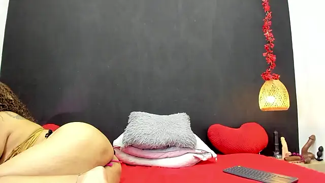 Luna smit08 online show from March 3, 9:10 pm