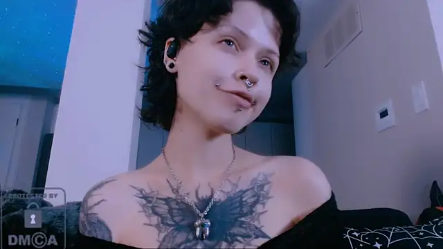 NaughtyLittleFox online show from July 28, 1:34 am